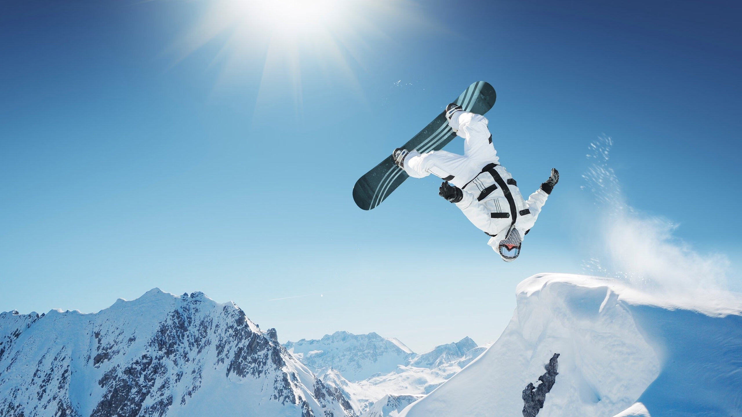 传统武术比赛：文化传承的体育展演，传统武术大赛